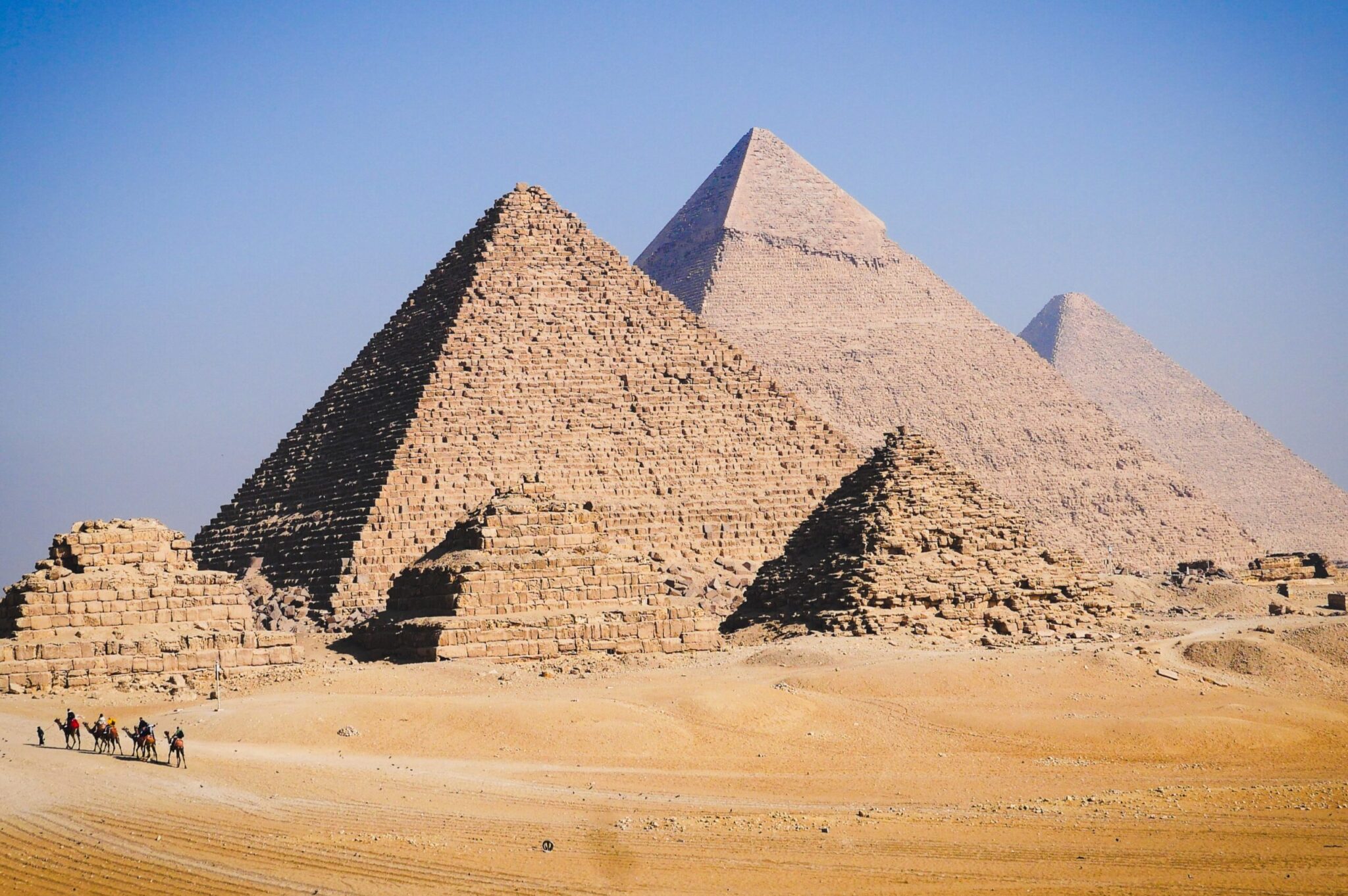 pyramidscairo-scaled